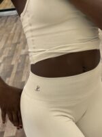 Bodybuilding seamless pant’s set pants and top (set) - Image 8