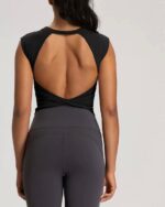 ⁦Yoga backless top with chest pad(top)⁩ - الصورة ⁦2⁩